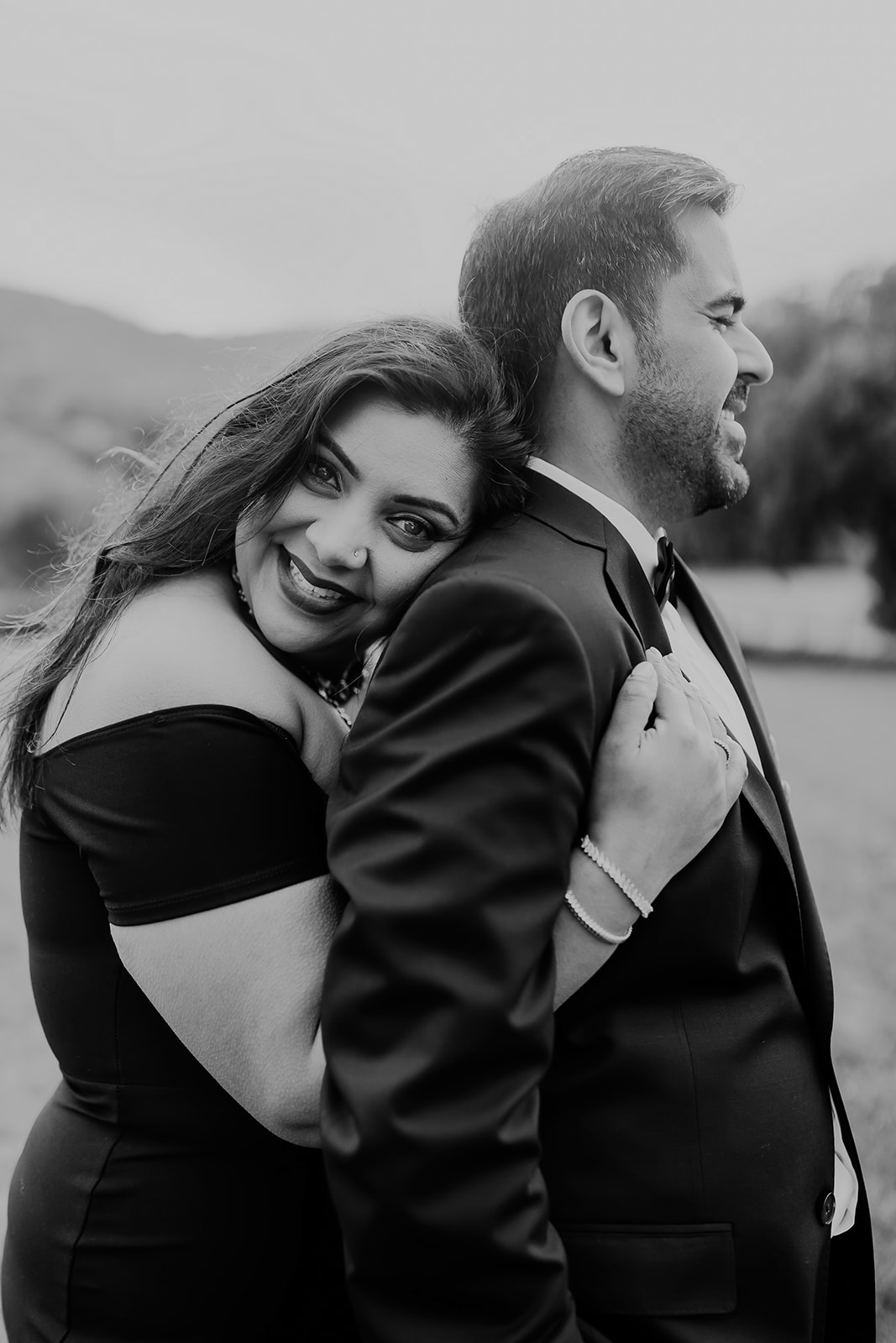 Shefali Parekh | Menlo Park Family Photographer: 10th Anniversary Session at Filoli Historic Garden Bay Area photographer captures tender embrace of standing couple