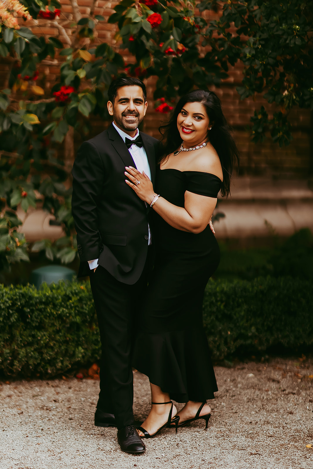 Shefali Parekh | Menlo Park Family Photographer: 10th Anniversary Session at Filoli Historic Garden Walking through Filoli Garden, anniversary couple captured by Menlo Park family photographer