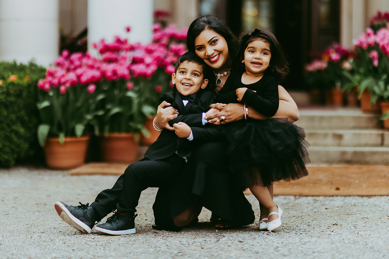 Shefali Parekh | Menlo Park Family Photographer: 10th Anniversary Session at Filoli Historic Garden Heartwarming mom and kids photo in near Redwood City, CA