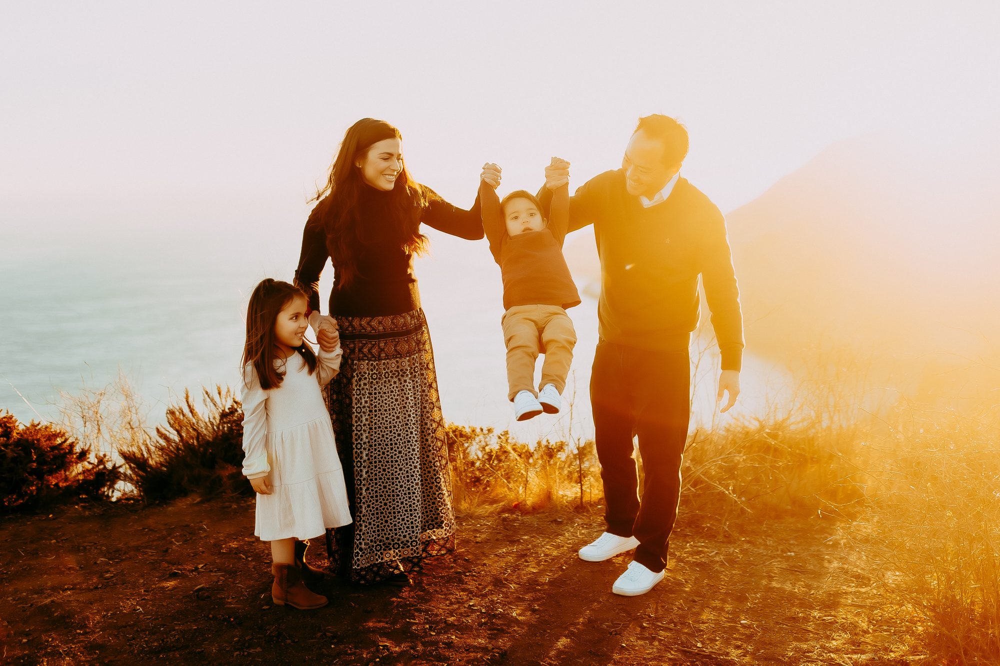 Shefali Parekh | Marin County Family Photographer: Battery Spencer Family Photos Marin County photographer captures joyful family moments