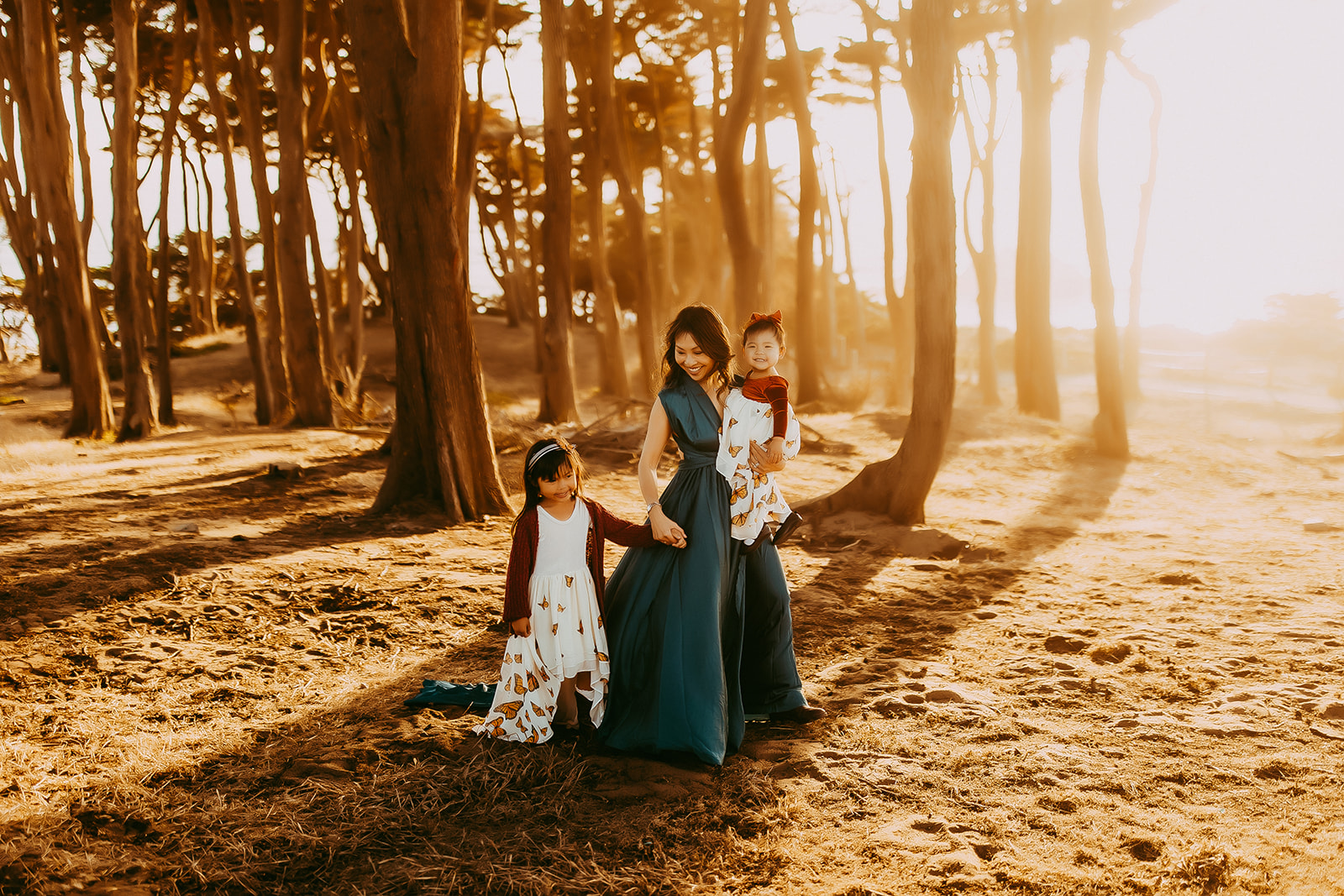 Shefali Parekh | Capturing the Magic of Golden Hour: Why Timing is Everything for Your Family Photoshoot Family Photoshoot San Francisco