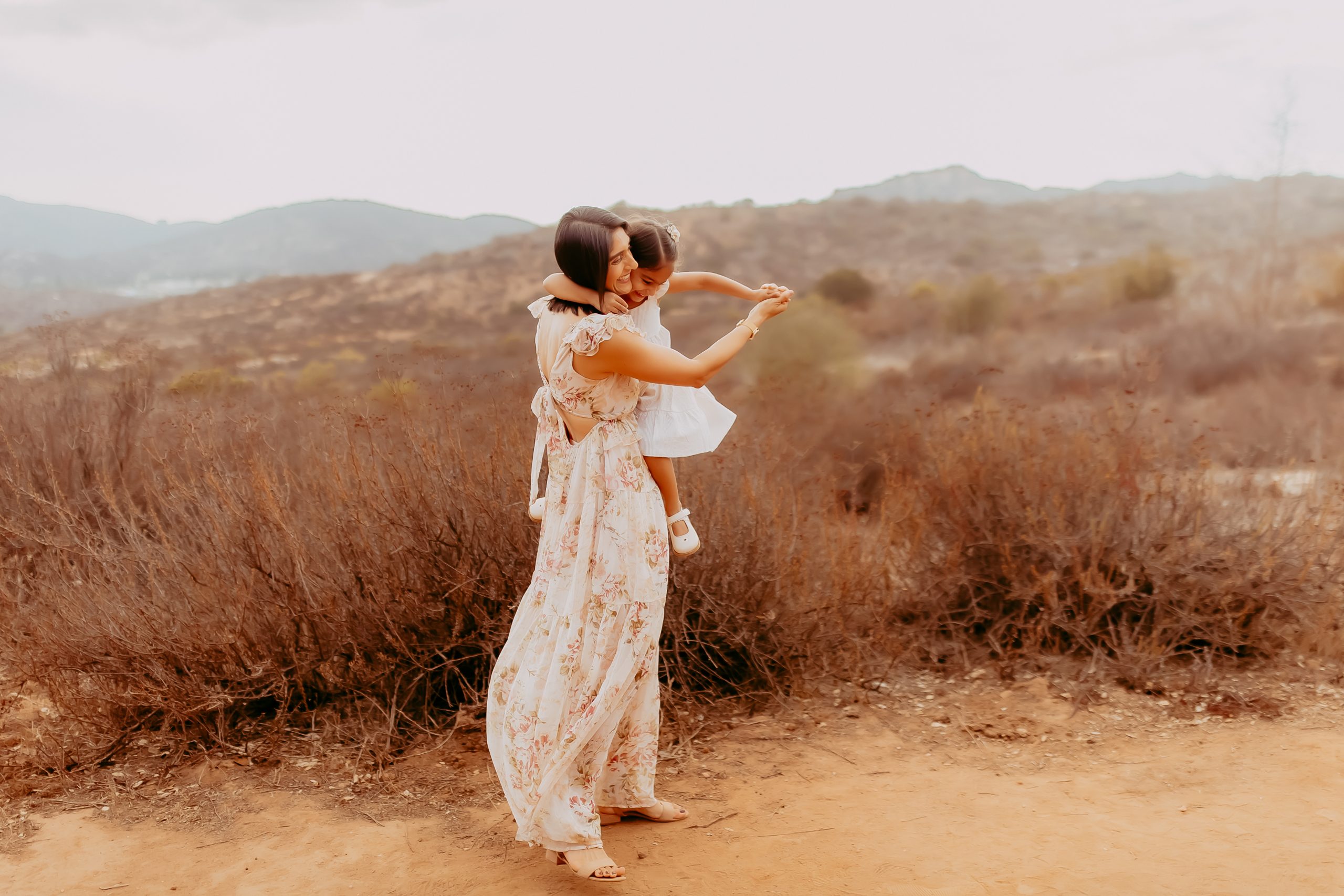 Shefali Parekh | Stress-Free Family Photoshoots: Tips from Your Local Bay Area Family Photographer mom and baby photoshoot