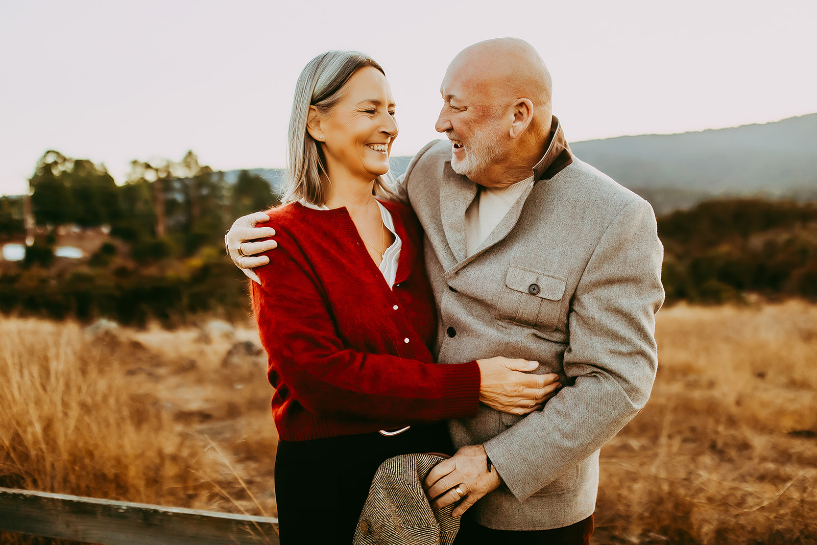 Shefali Parekh | Fall Family Photography Ideas: Extended Family Session grandparents photoshoot