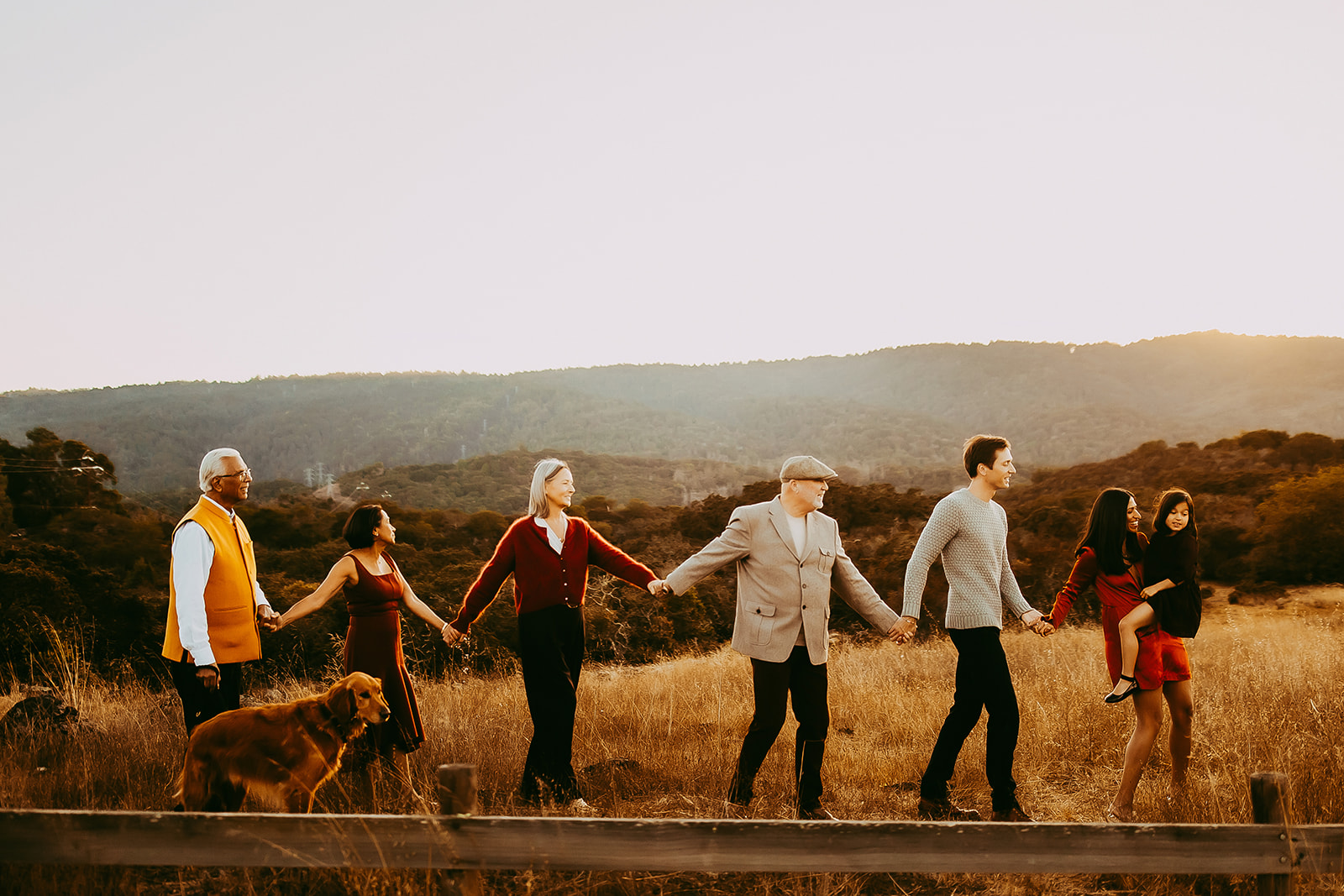 Shefali Parekh | Fall Family Photography Ideas: Extended Family Session fall family photography idea everyone walking