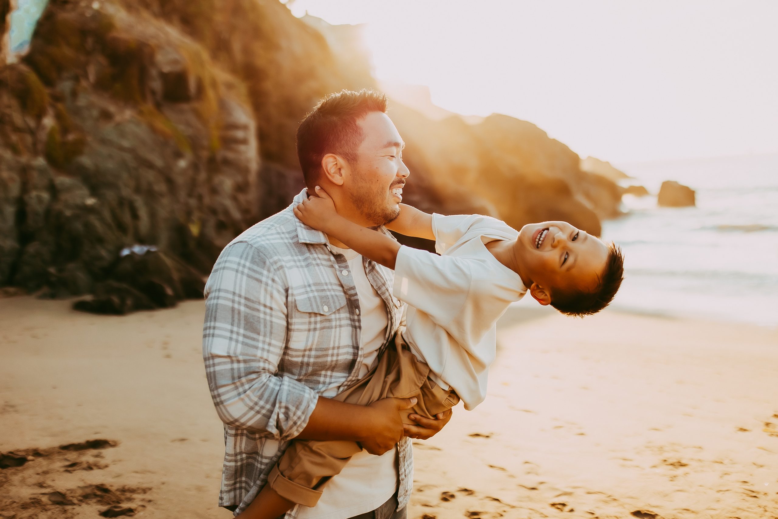 Shefali Parekh | Bay Area Beach Family Photoshoot Tips Golden hour lighting creating a dreamy family portrait on a Bay Area beach