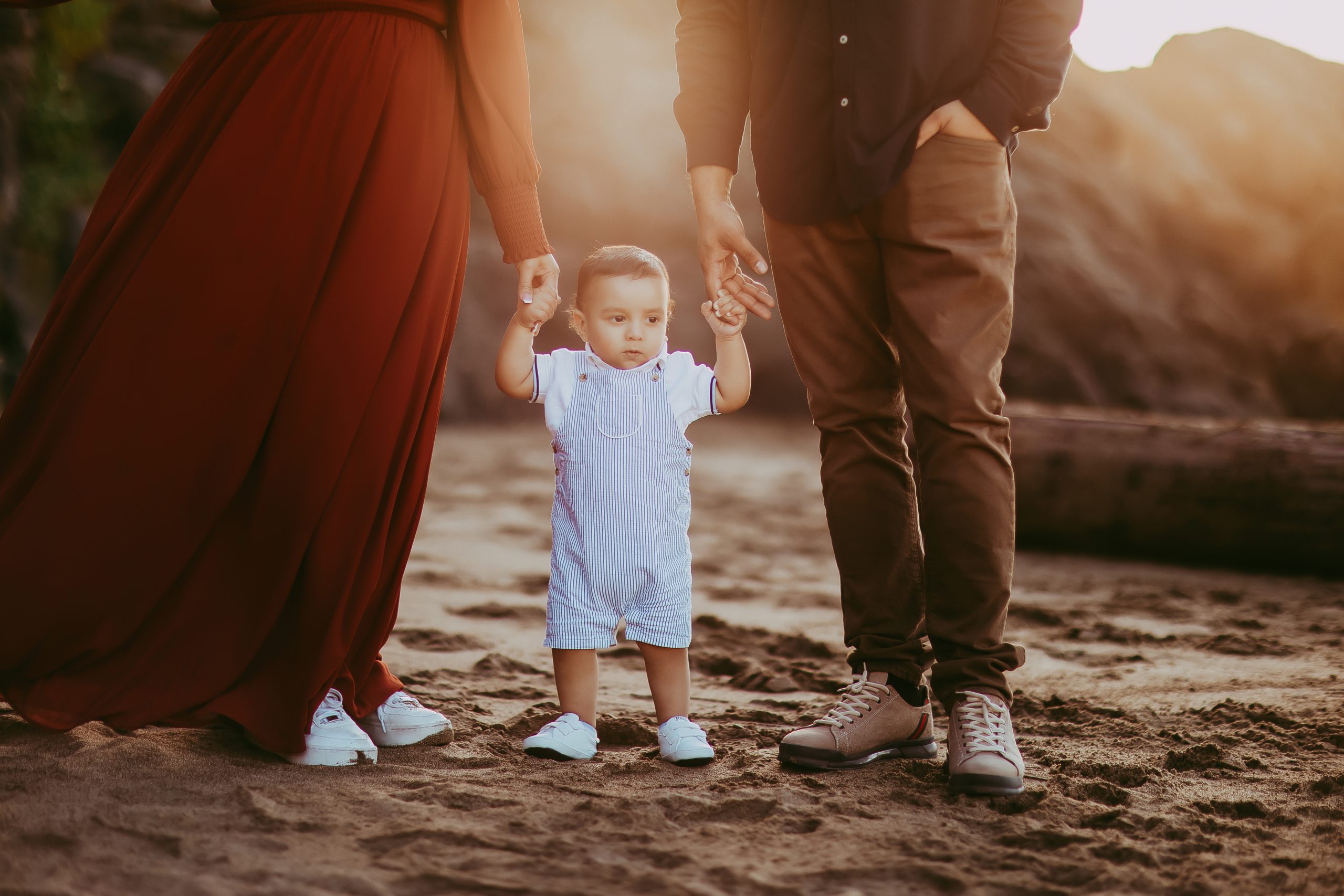Shefali Parekh | The Best Time for a Baker Beach Photoshoot San Francisco family photographer capturing special beach moments