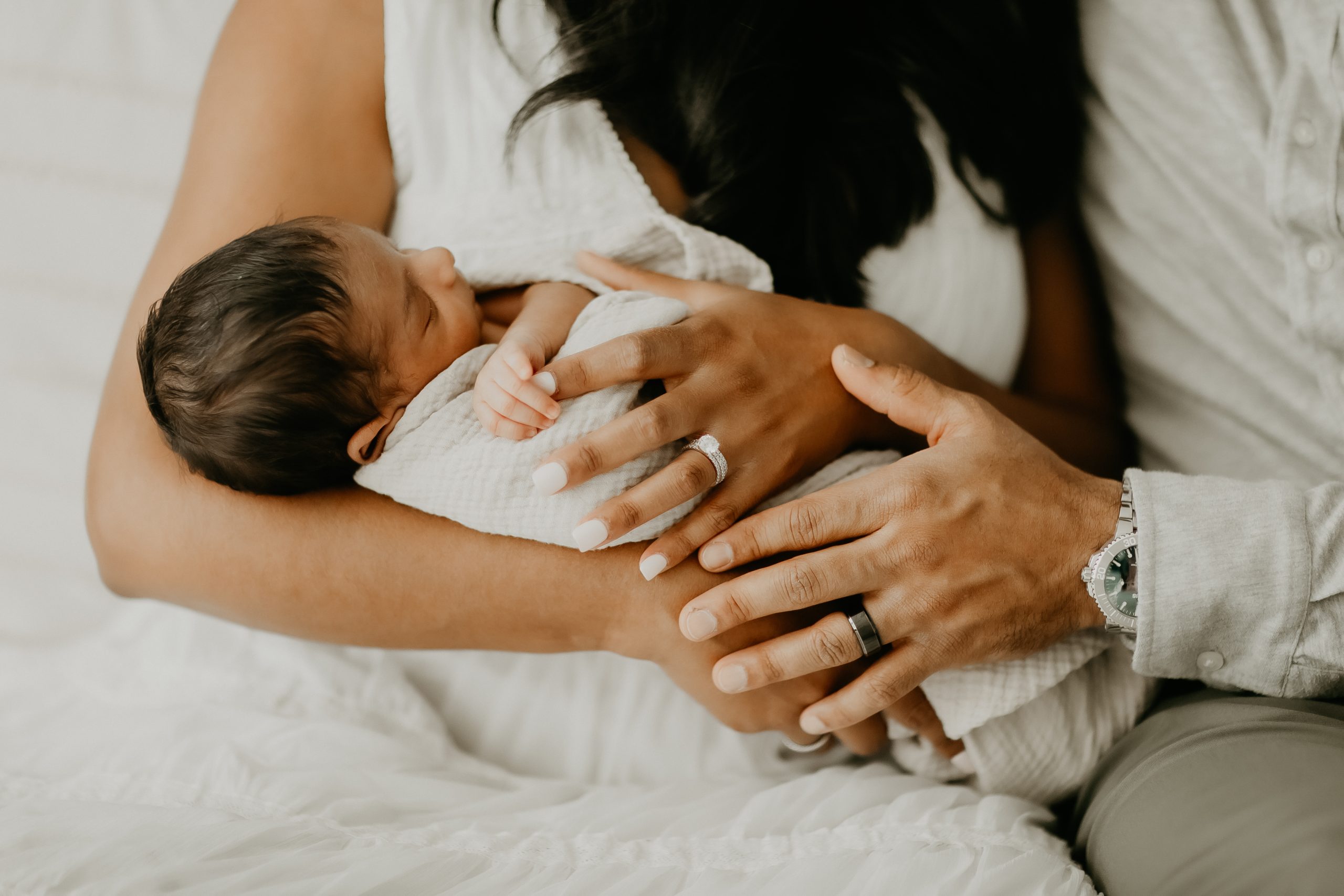 Shefali Parekh | Newborn Photography Trends in San Francisco: What's Popular in 2025 Sleeping newborn baby captured during a lifestyle newborn photography session