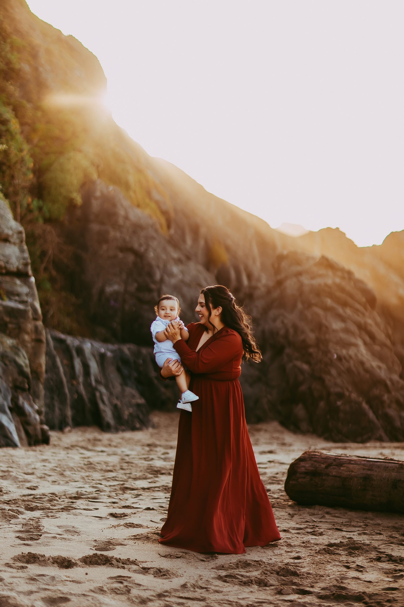 Shefali Parekh | The Best Time for a Baker Beach Photoshoot fun family beach photoshoot baker beach